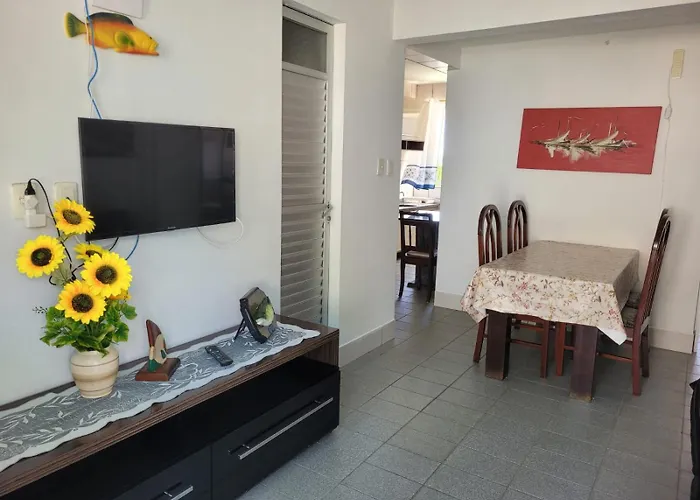 Praia De 4 Ilhas Apartamento 2 Quartos 50M Da Praia Com Vista Bombinhas